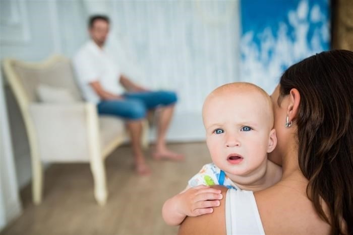 Возможность изменения размера выплат по алиментам на мать ребенка до 3 лет вне брака